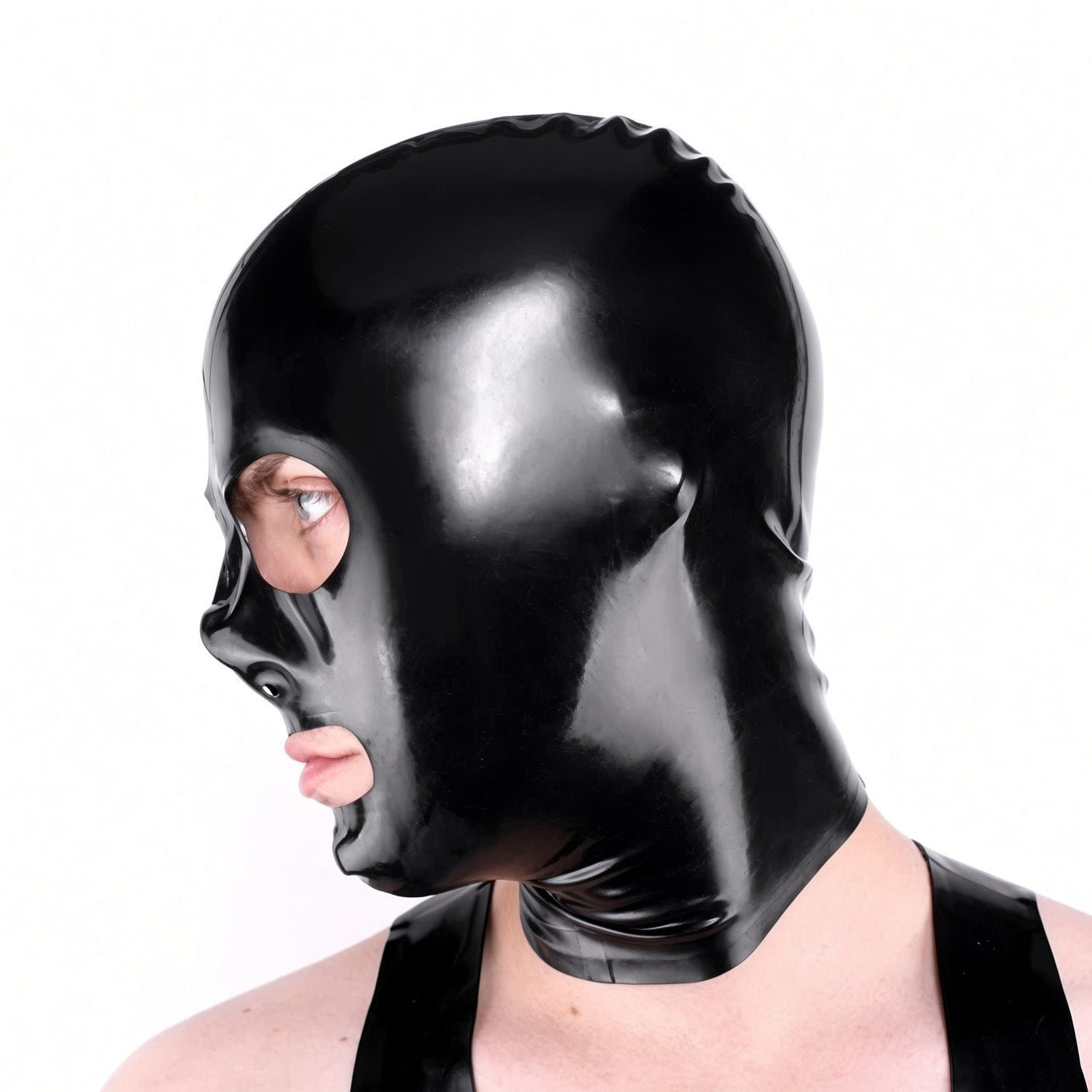 Essential Rubber Hood from REGULATION.
