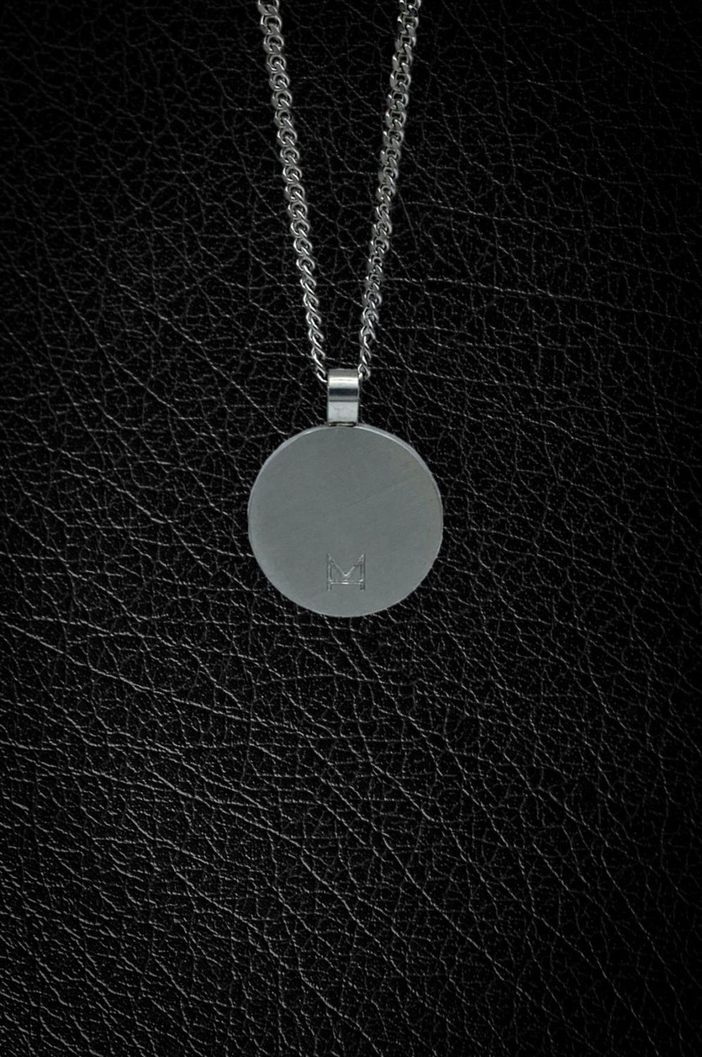 Master of the House Pendant Surrender, Silver from Master of The House.
