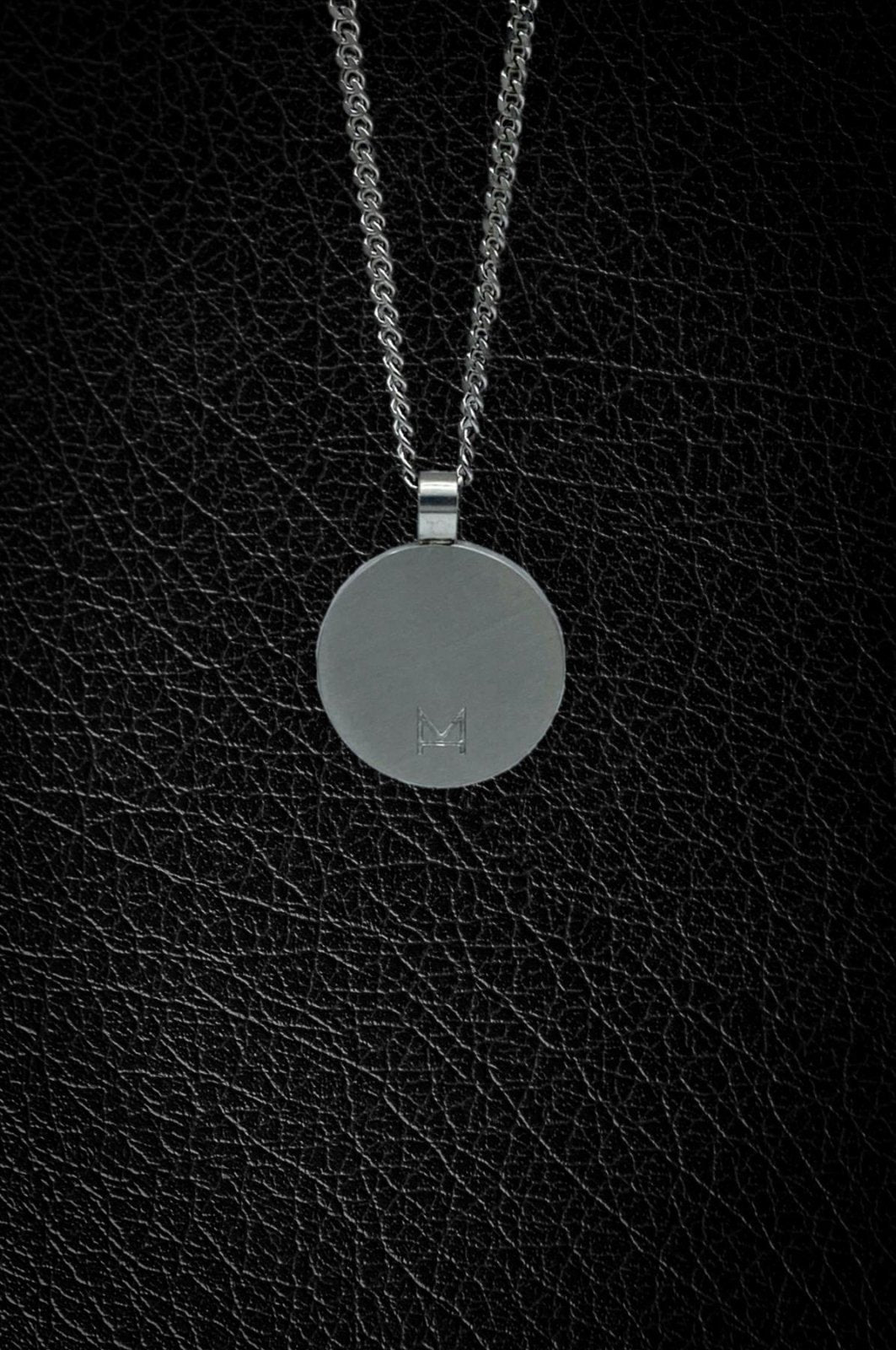 Master of the House Pendant Surrender, Silver from Master of The House.