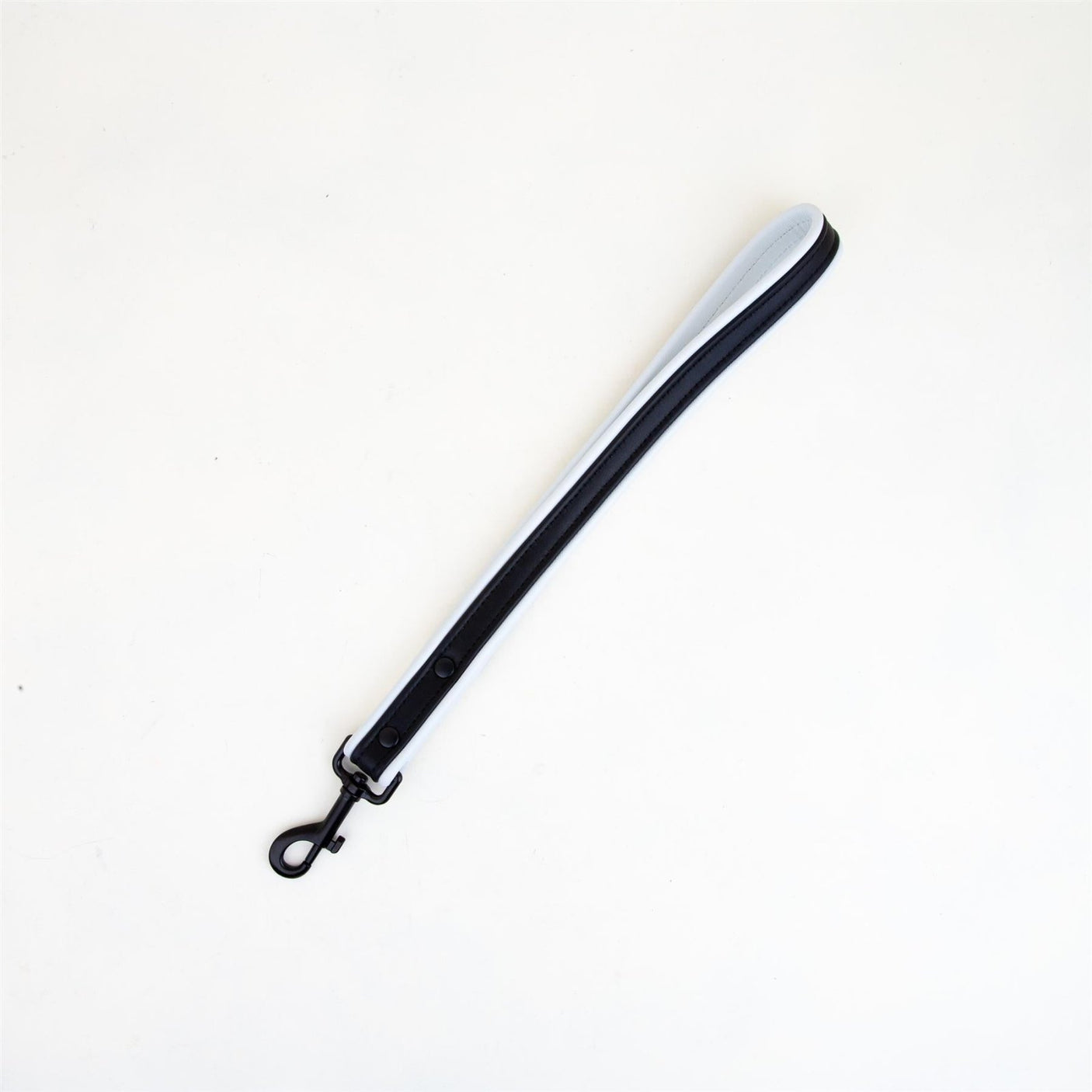 Short Leash, Leather, Black/White from REGULATION.