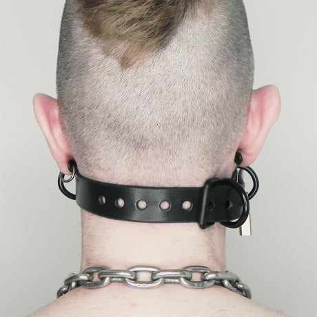 The Gag, Pecker from Fetters.