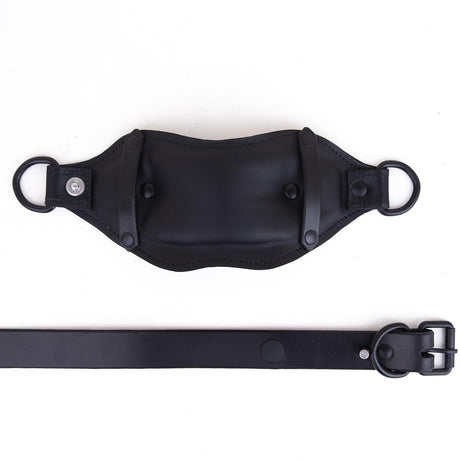 The Gag, Pecker from Fetters.