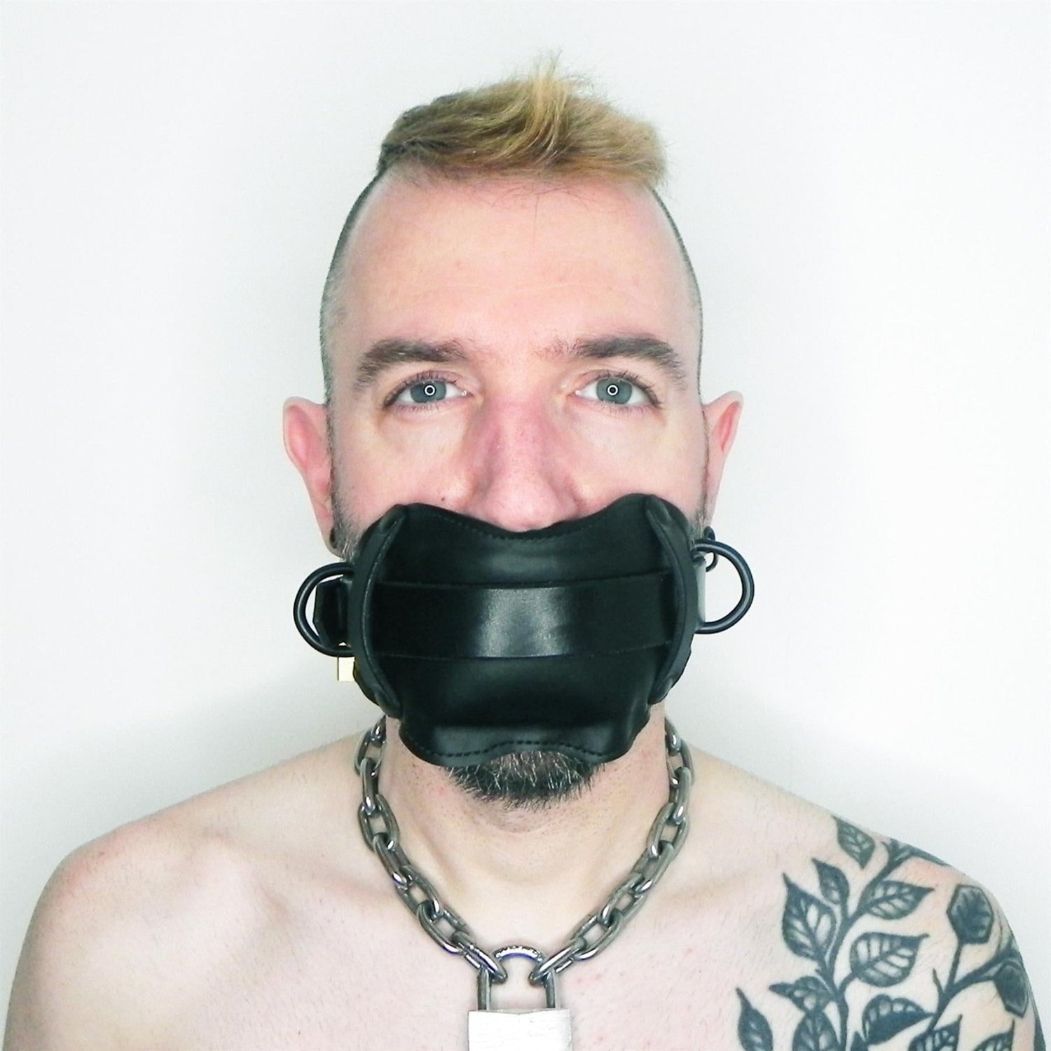 The Gag, Pecker from Fetters.