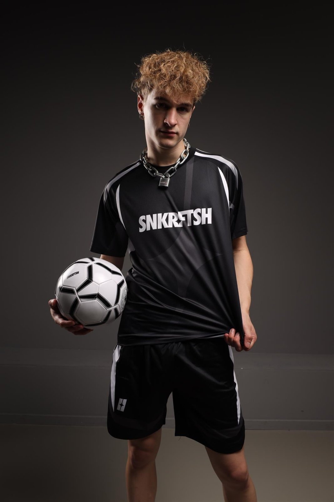 SNKRFTSH Sports T-Shirt SF24/7, Black from SNKRFTSH.