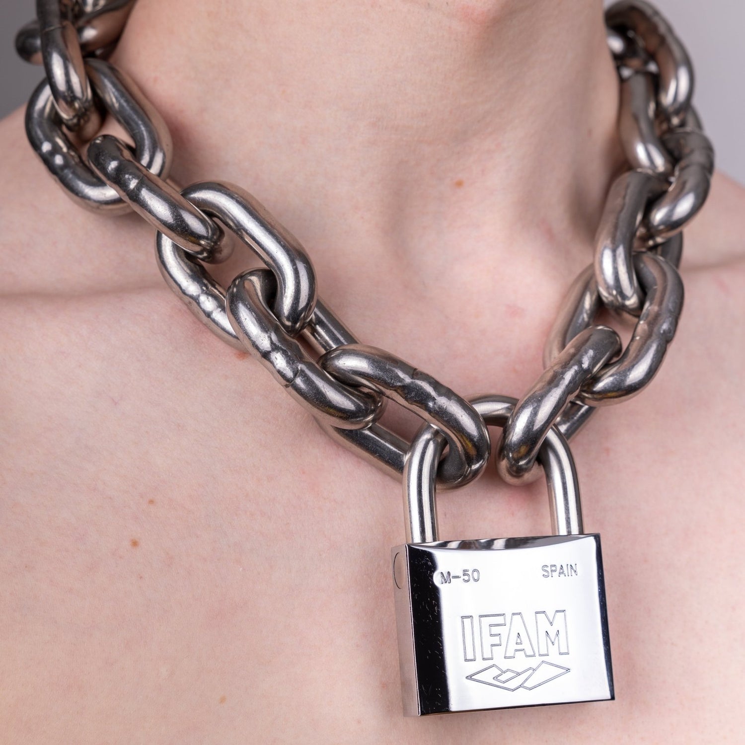 10mm Stainless Steel Chain Collar Closures from REGULATION.