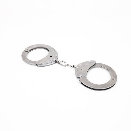 Clejuso Ratchet Steel Handcuffs from Clejuso.