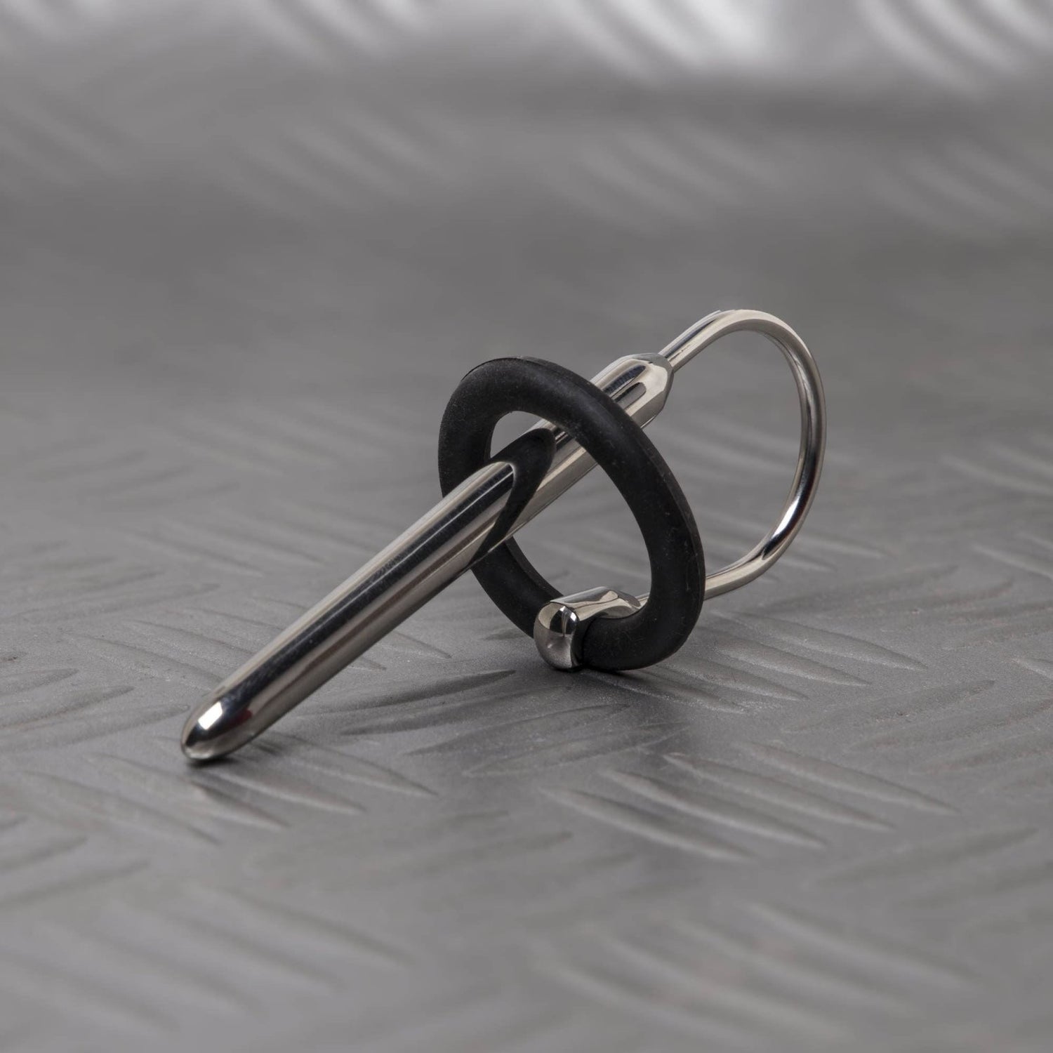 Penis Plug with Rubber Ring, The Arrow from REGULATION.